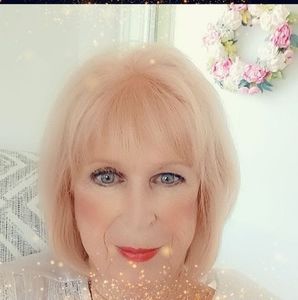 Meet your Posher, Gail